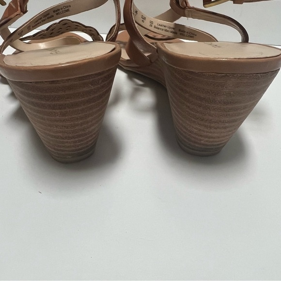 Franco Sarto Women's Perforated Leather Wedge Sandals Heel Sandals Brown size 9 - Picture 7 of 12